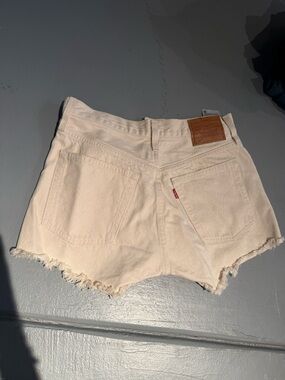 Levi's Women's Off-White High-Rise Cutoff Denim Shorts